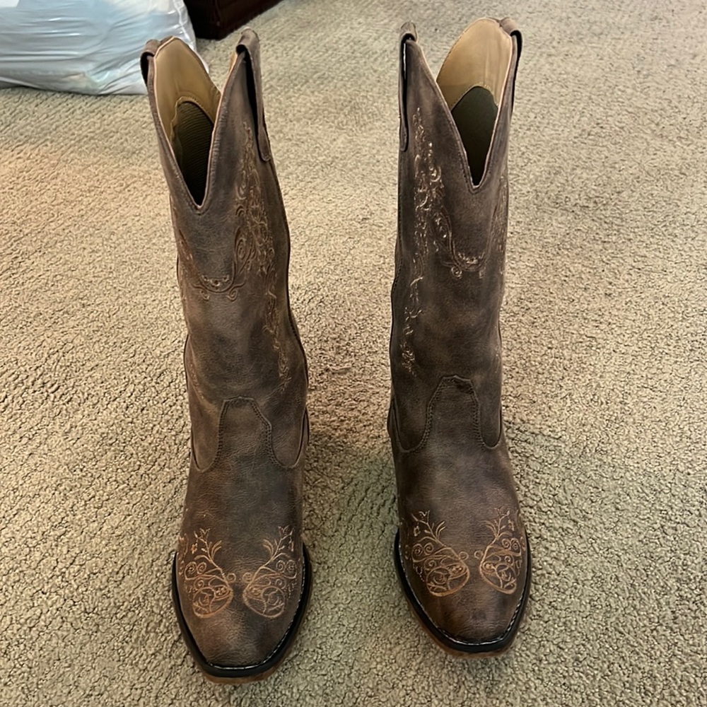 Womens cowboy boots